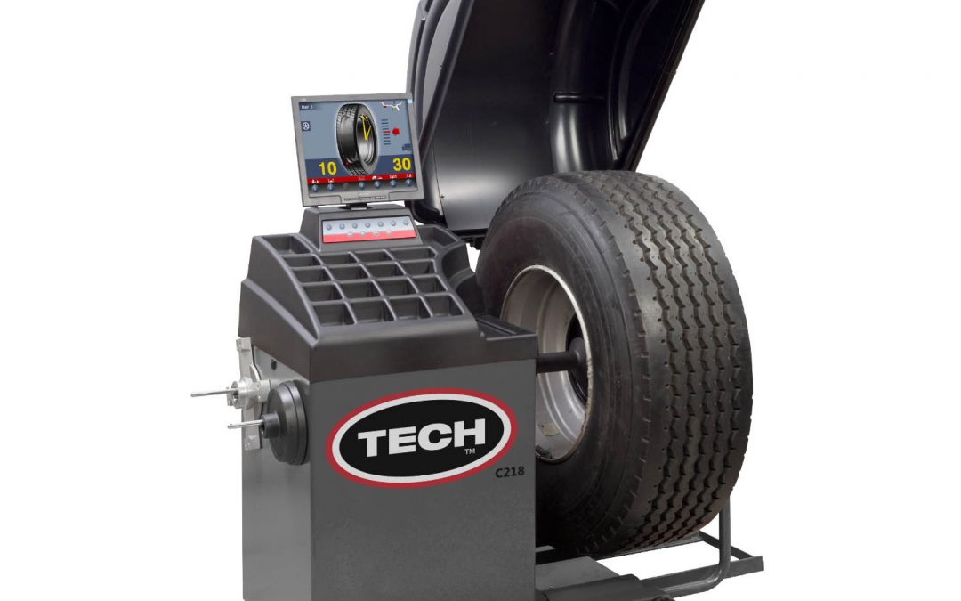 TECH Tire Equipment - C218 Professional truck wheel balancer